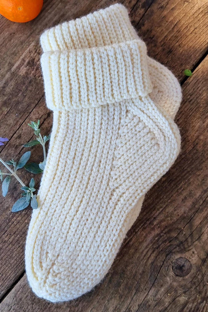 All-Size Warm Socks Crochet Pattern